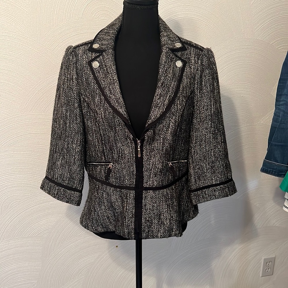 White House Black Market Black Tweed Blazer. Size 12. EUC.
